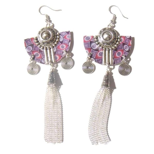 Boucles d oreilles longs pompons chaînettes